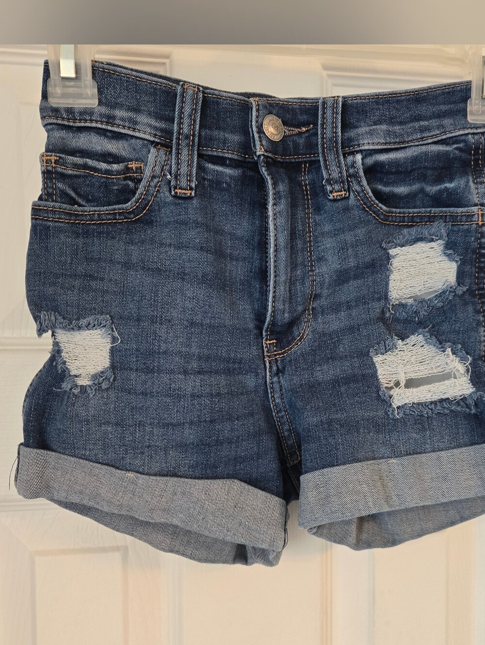HOLLISTER Distressed Denim 3" Roll-Cuff Women’s High Rise Shorts